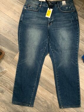Judy Blue  Classic High-Rise Women's Dark Blue Straight Jeans with tummy control